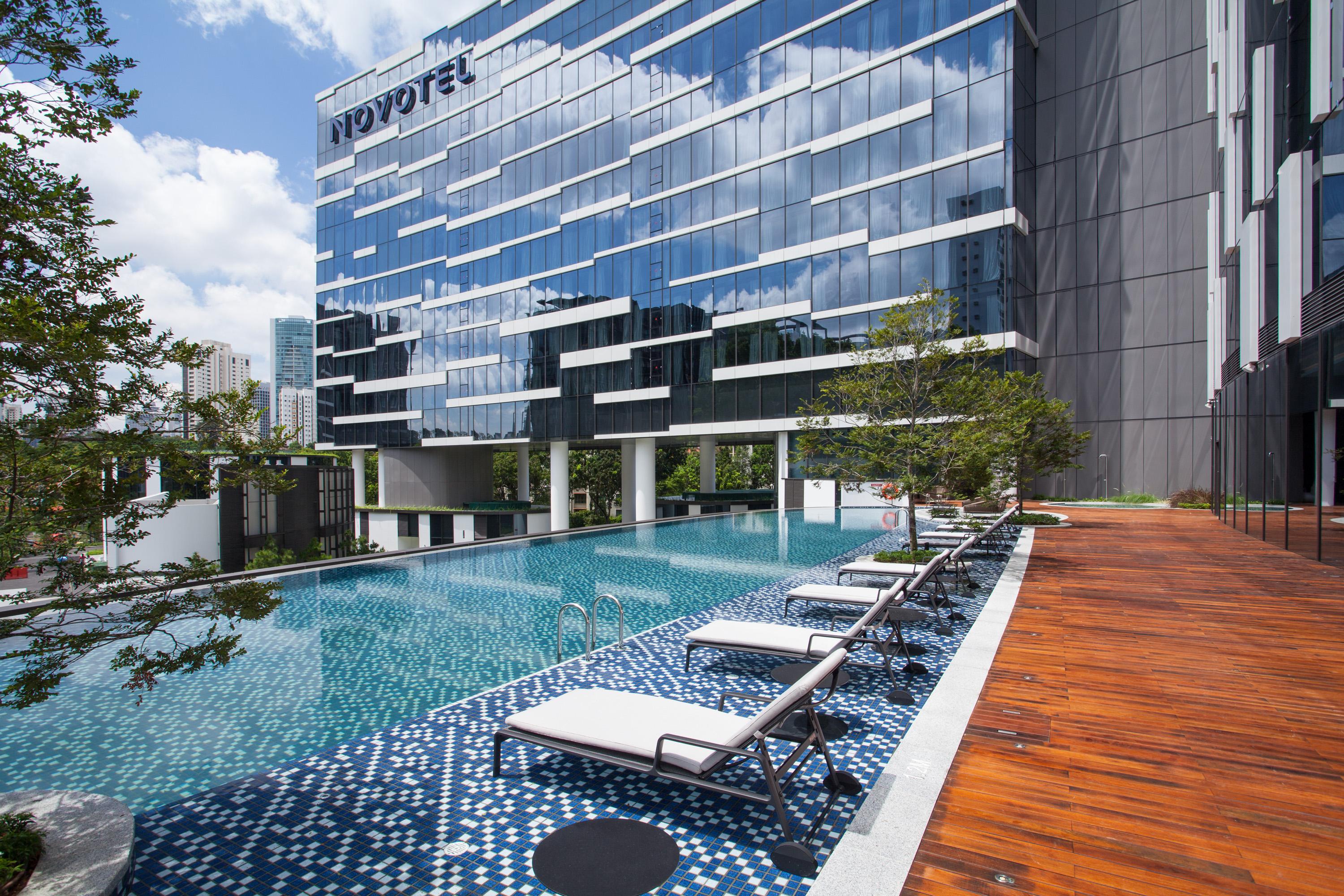 Novotel Singapore On Stevens Exterior photo