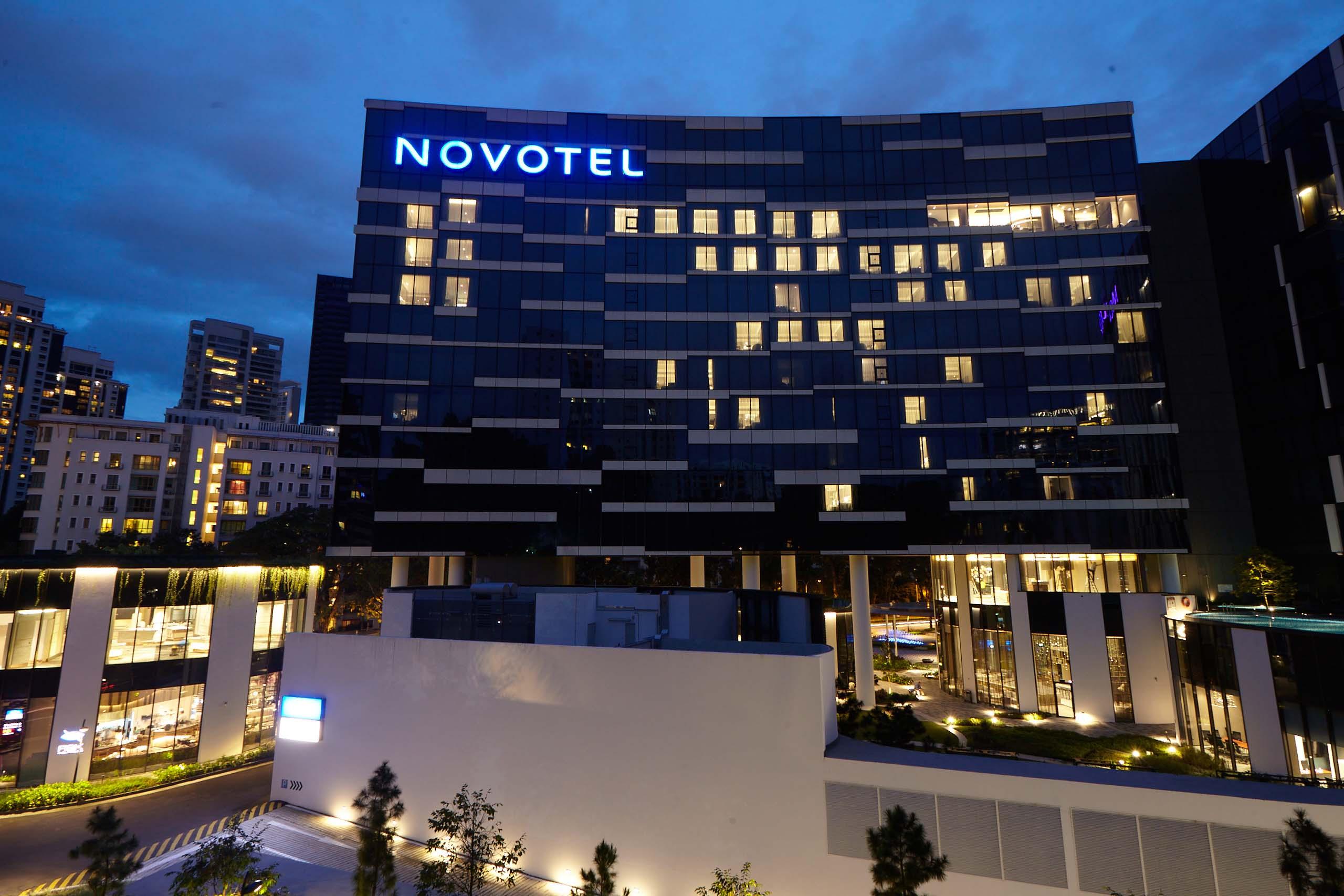 Novotel Singapore On Stevens Exterior photo